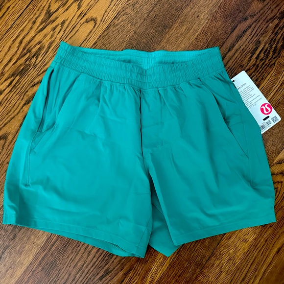 Lululemon Men’s Pace Breaker Running Short 5” - Picture 1 of 4